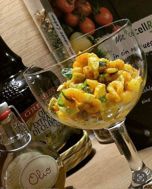 Garnelen-Cocktail im Glas